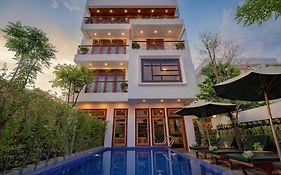 Vid Angkor Boutique